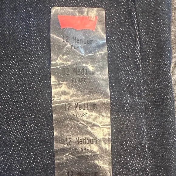 Levi's Dark Indigo Denim Jeans - Picture 5 of 11